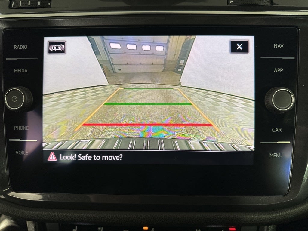 2022 Volkswagen Tiguan 2.0T SEL R-Line