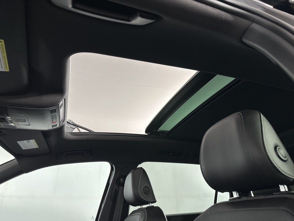 2022 Volkswagen Tiguan 2.0T SEL R-Line