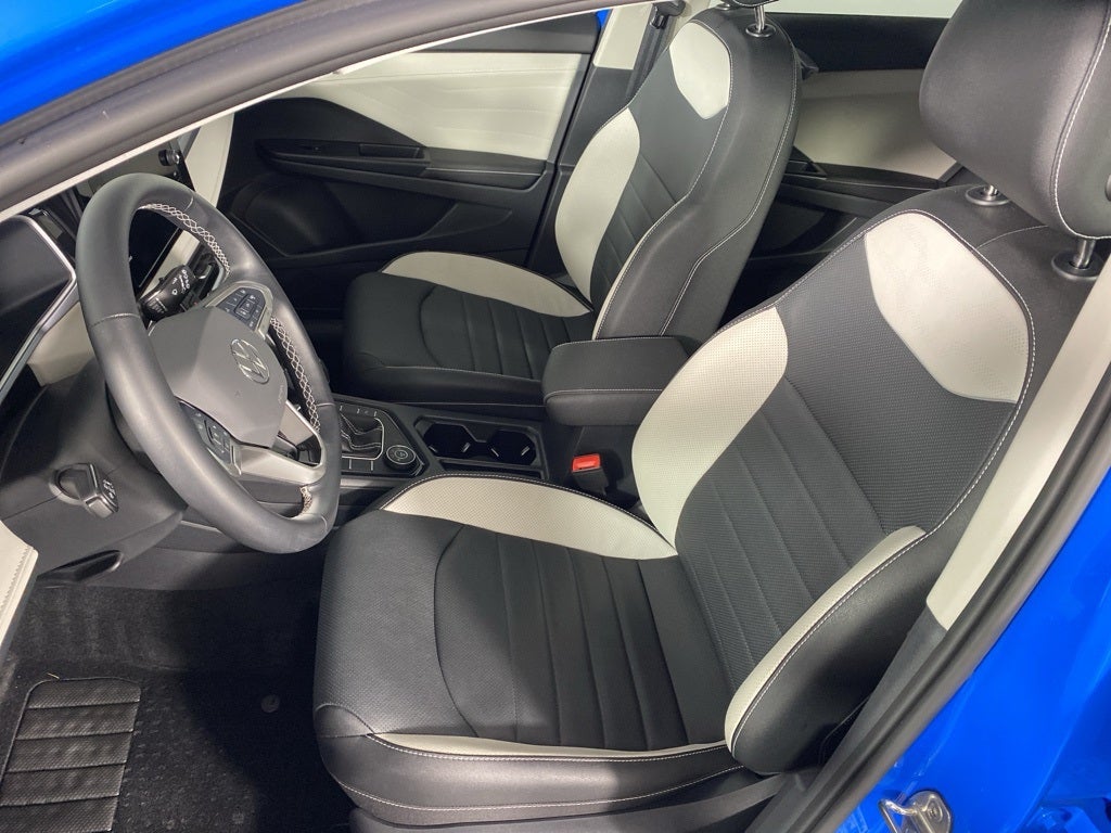 2025 Volkswagen Taos 1.5T SEL