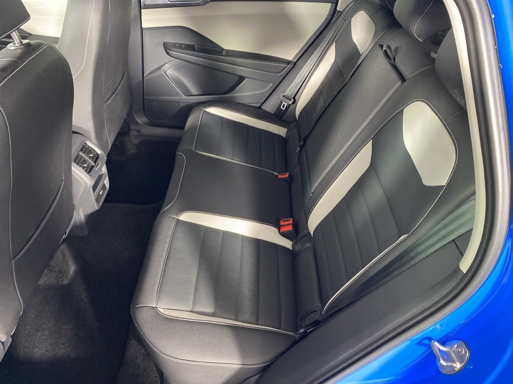 2025 Volkswagen Taos 1.5T SEL