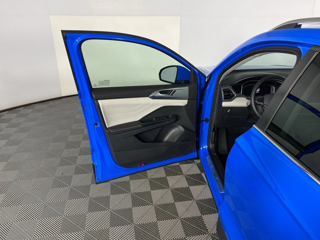2025 Volkswagen Taos 1.5T SEL