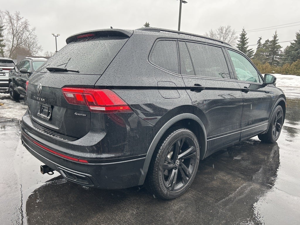 2023 Volkswagen Tiguan 2.0T SE R-Line Black