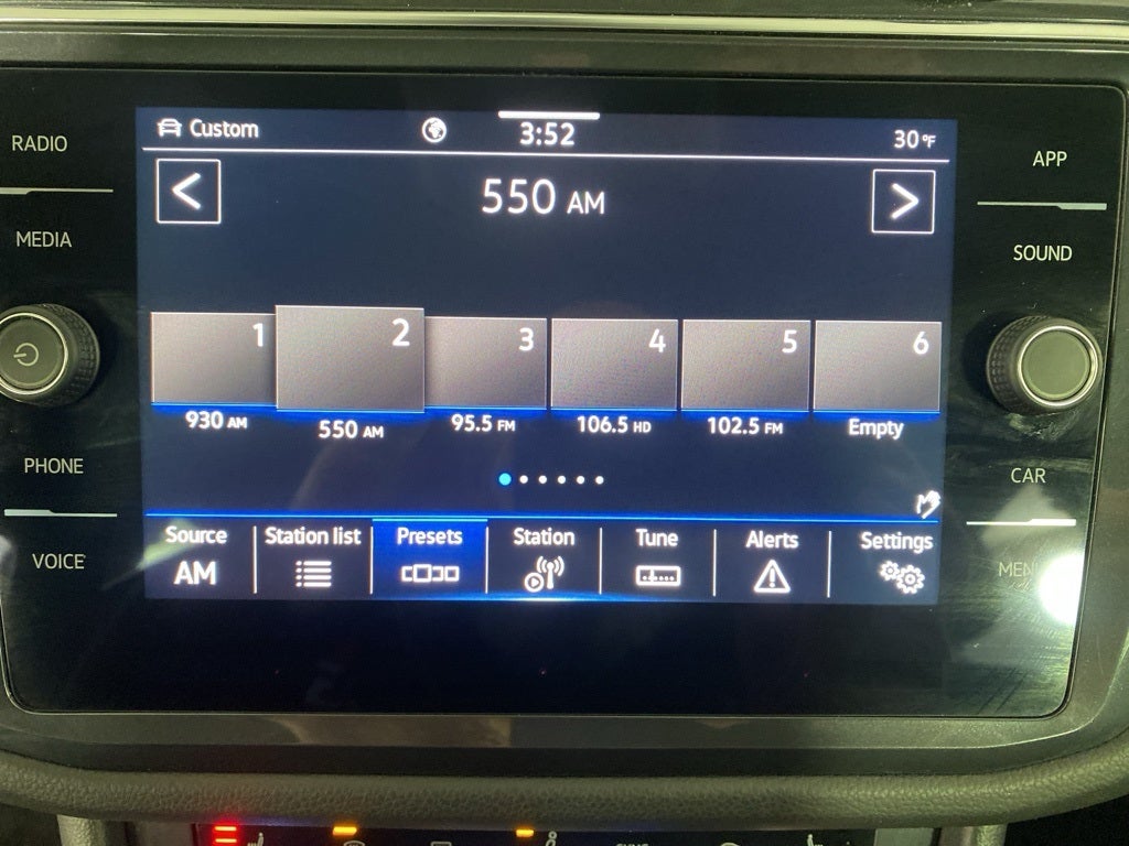 2023 Volkswagen Tiguan 2.0T SE