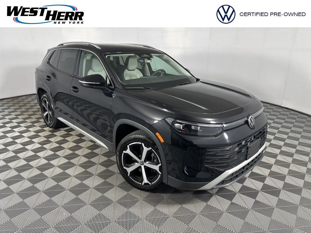 2025 Volkswagen Tiguan 2.0T SE