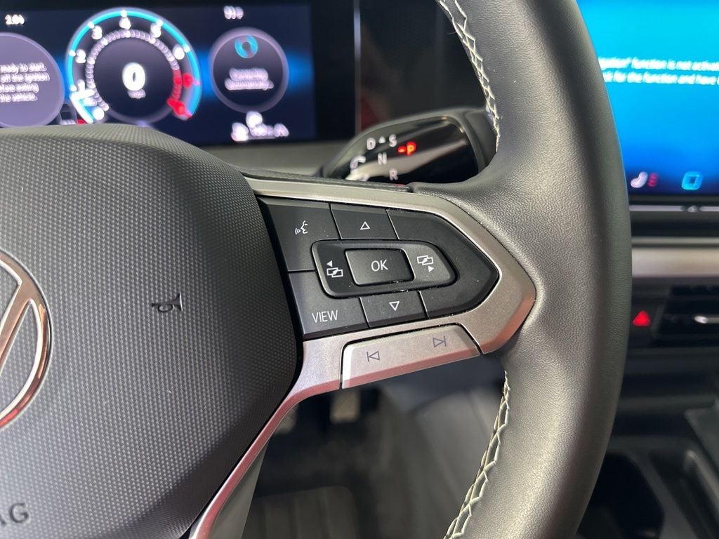2025 Volkswagen Tiguan 2.0T SE