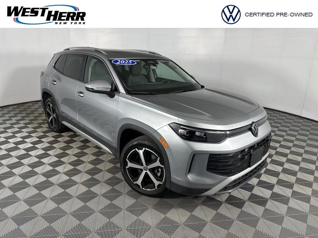 2025 Volkswagen Tiguan 2.0T SE