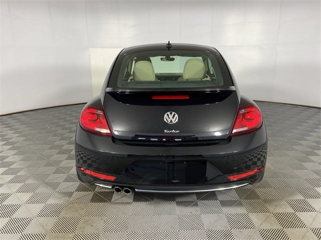 2019 Volkswagen Beetle 2.0T SE