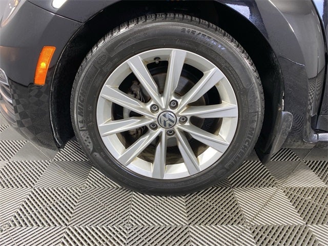 2019 Volkswagen Beetle 2.0T SE