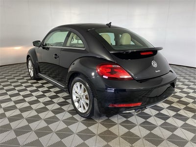 2019 Volkswagen Beetle 2.0T SE