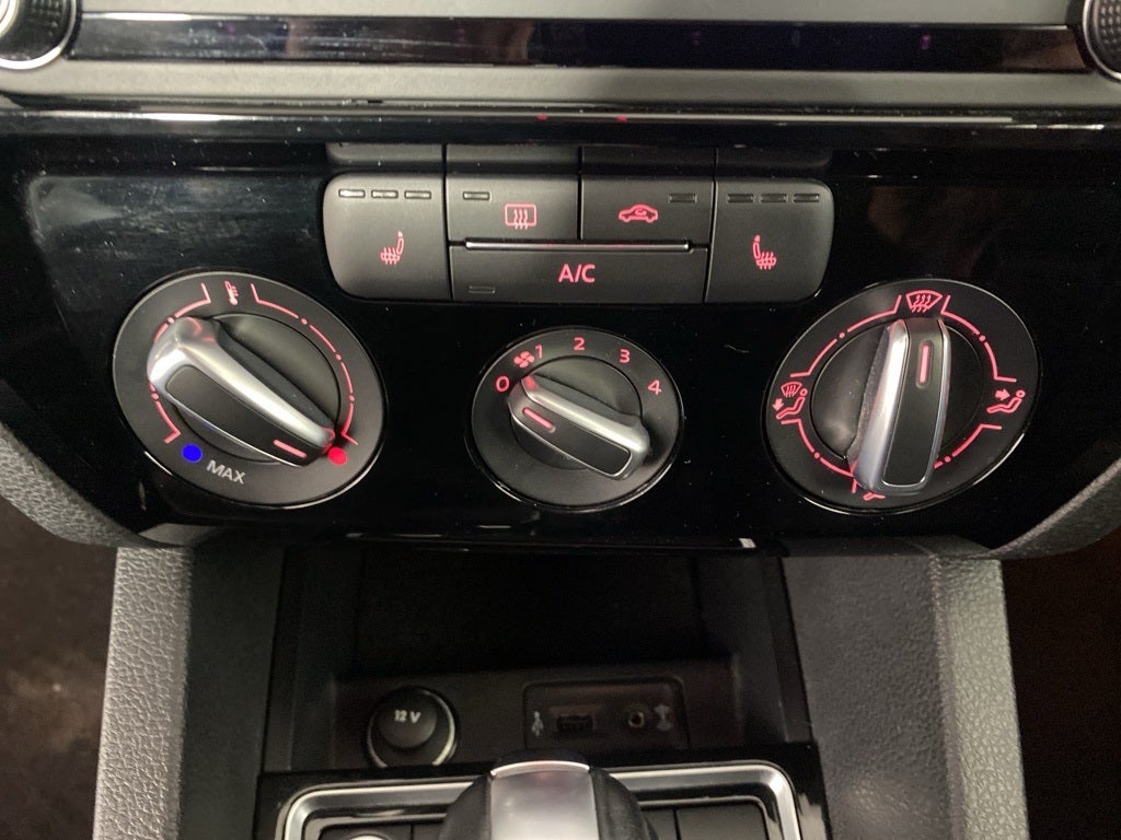 2016 Volkswagen Jetta 1.8T SEL