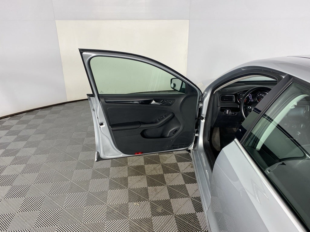 2016 Volkswagen Jetta 1.8T SEL