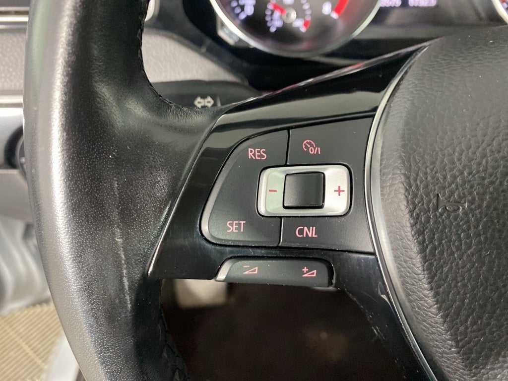 2016 Volkswagen Jetta 1.8T SEL