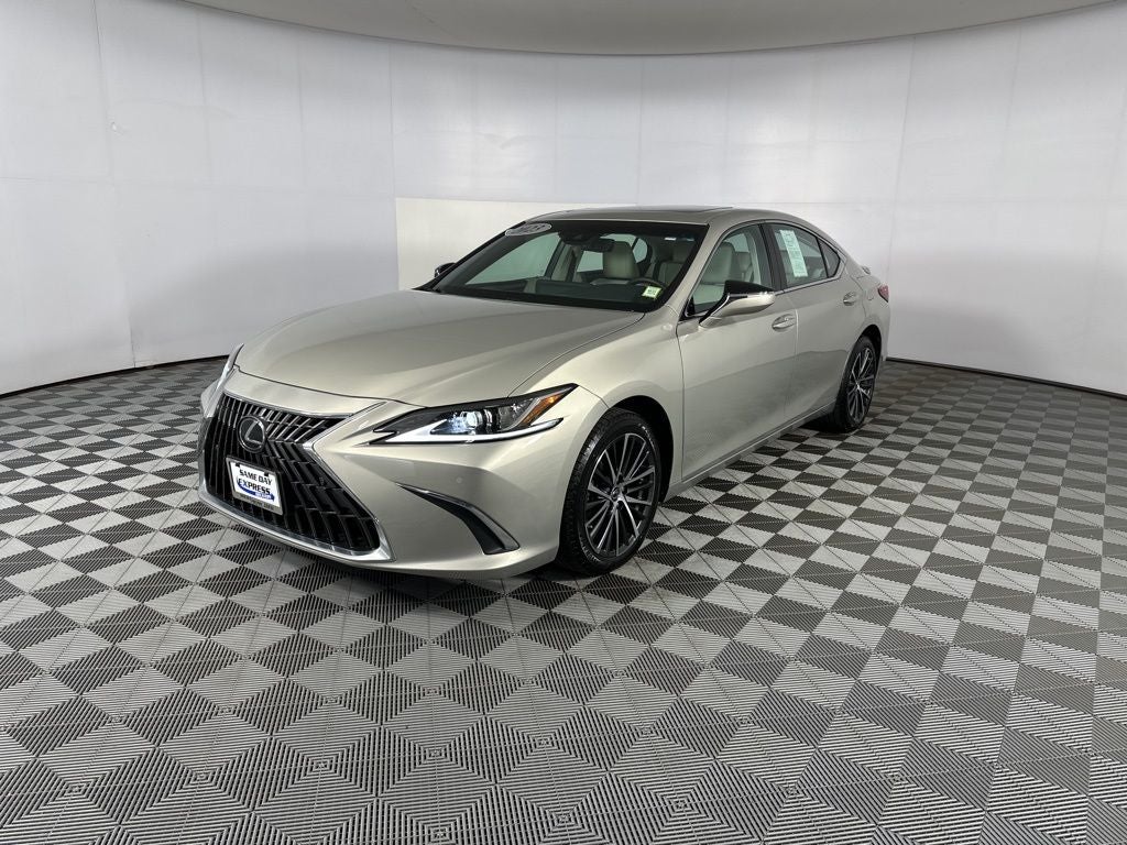 2023 Lexus ES 250
