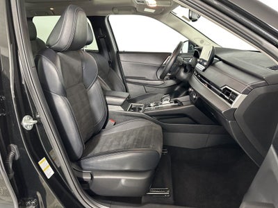 2024 Mitsubishi Outlander SE Black Edition w/Pano Roof