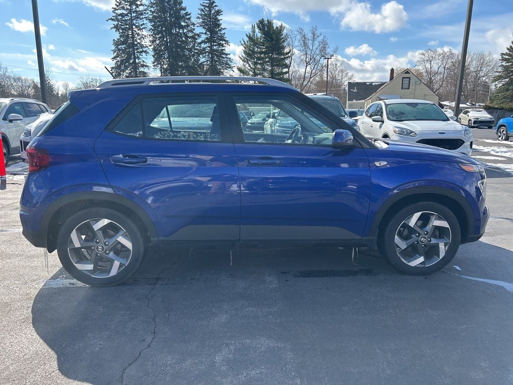 2023 Hyundai Venue SEL