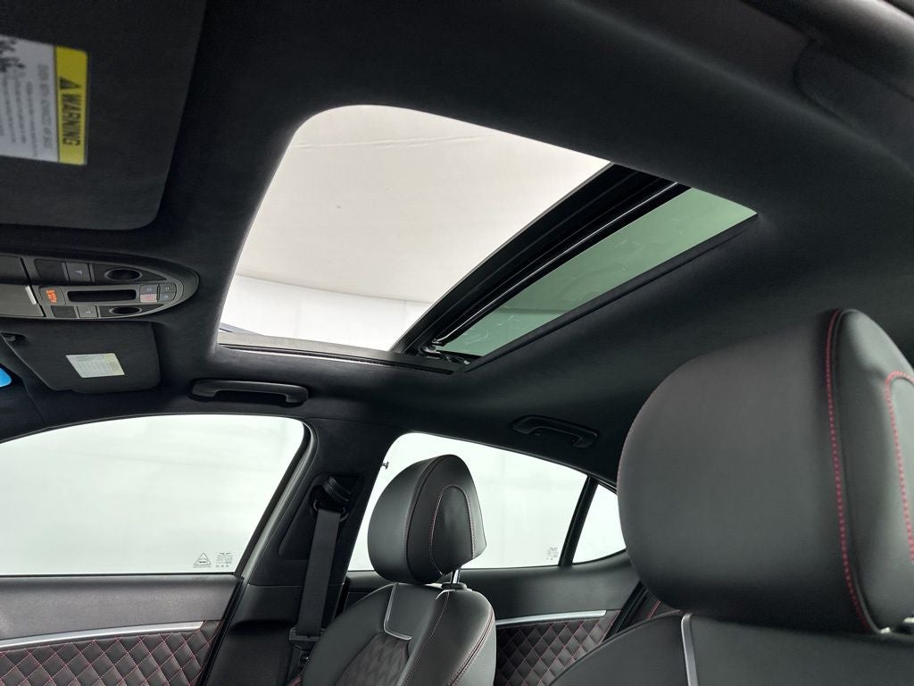 2024 Genesis G70 3.3T Sport Advanced