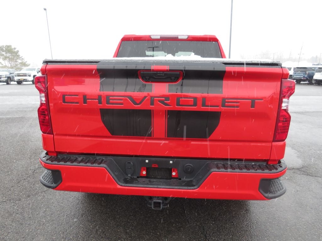 2022 Chevrolet Silverado 1500 Custom