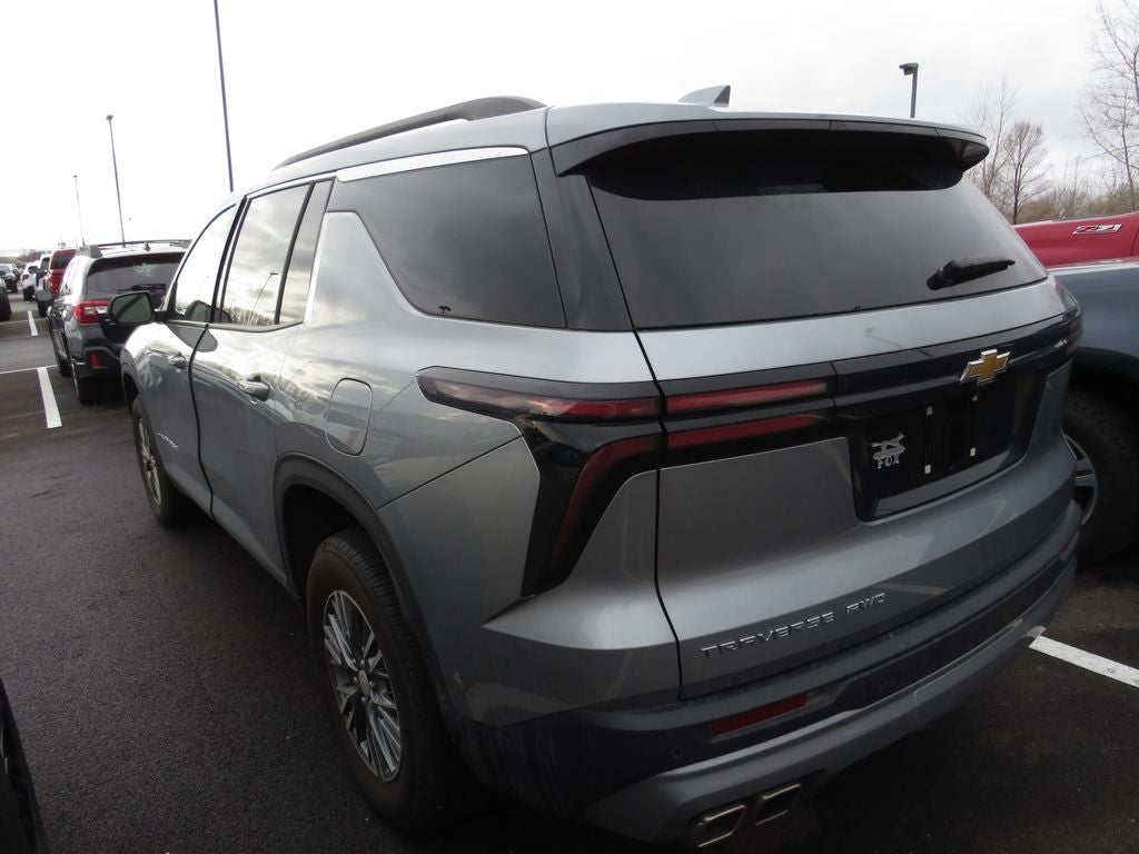 2025 Chevrolet Traverse LT 2LT
