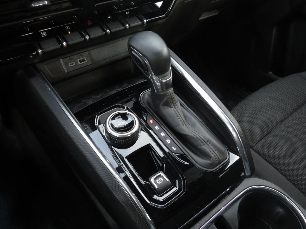 2024 GMC Canyon Elevation