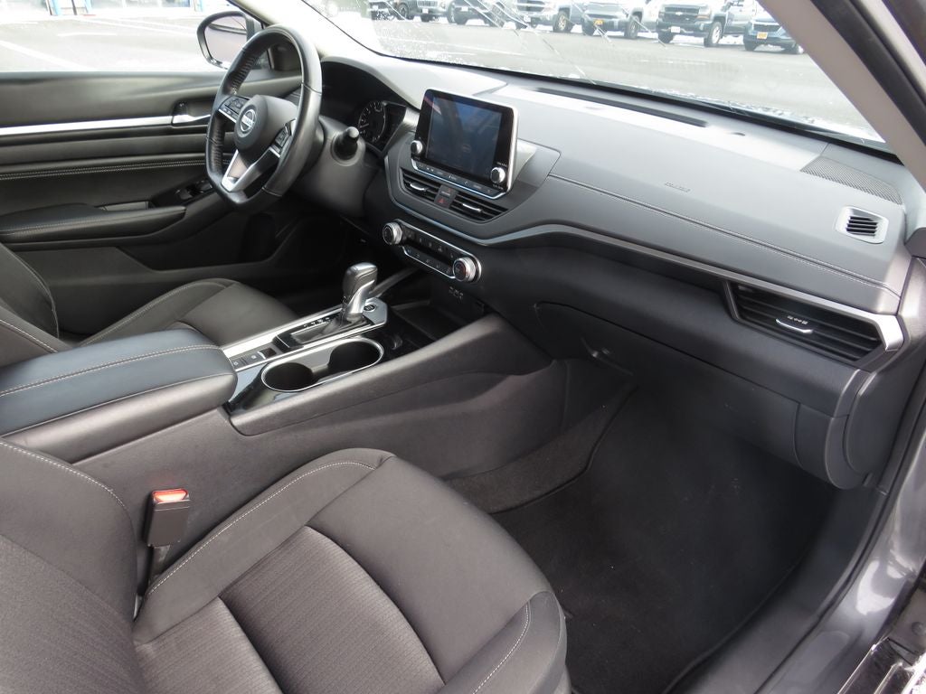 2021 Nissan Altima 2.5 SV