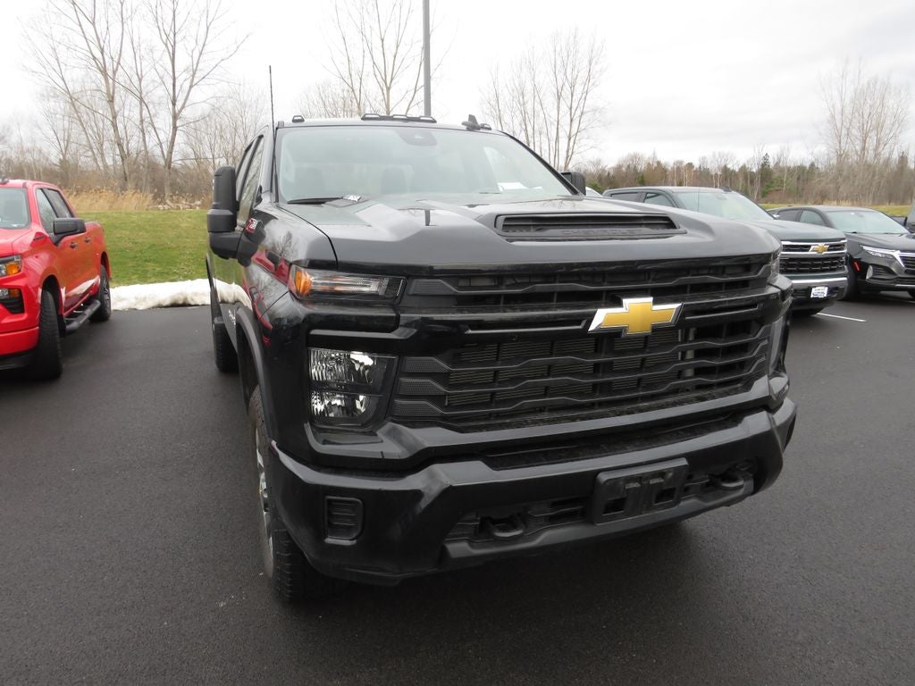 2024 Chevrolet Silverado 2500HD Custom