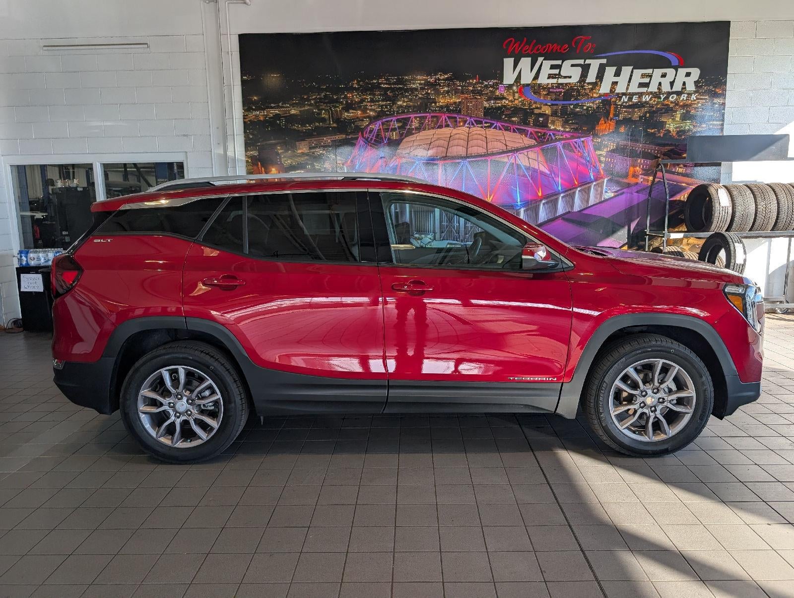 2023 GMC Terrain SLT