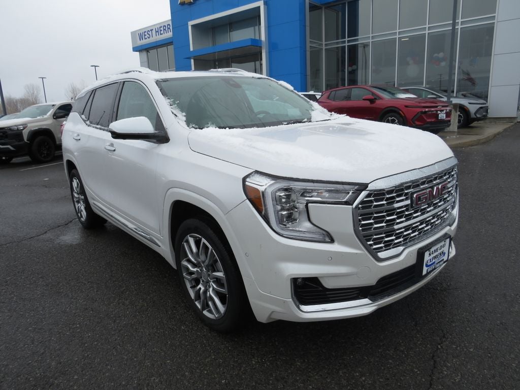 2023 GMC Terrain Denali