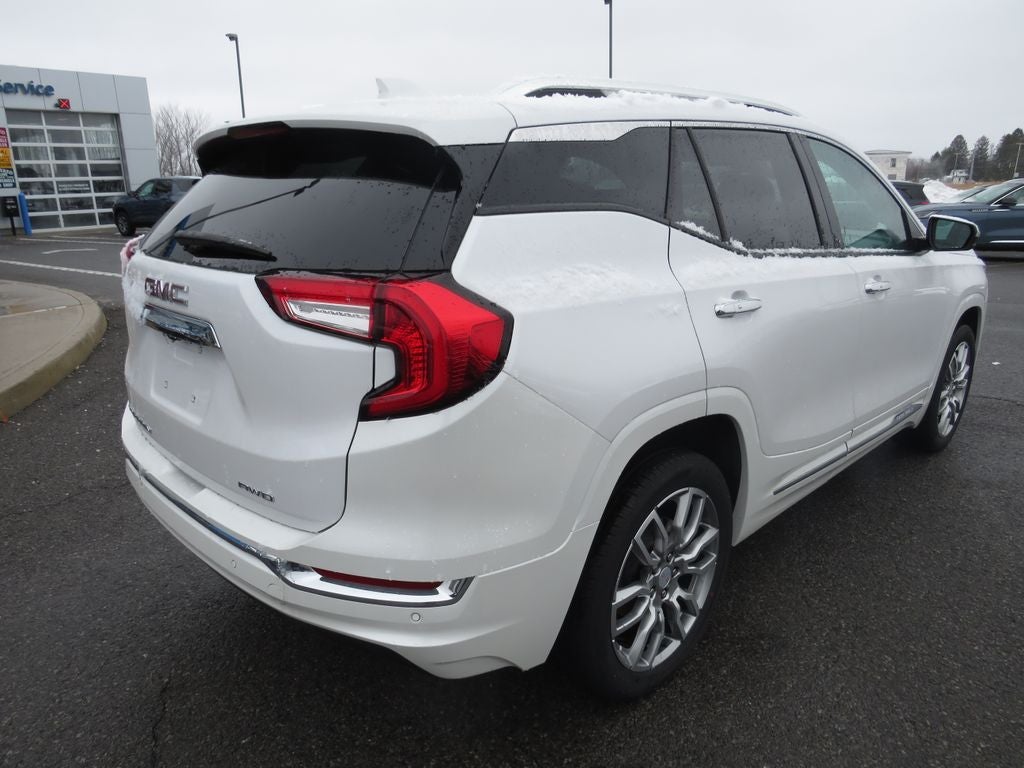 2023 GMC Terrain Denali