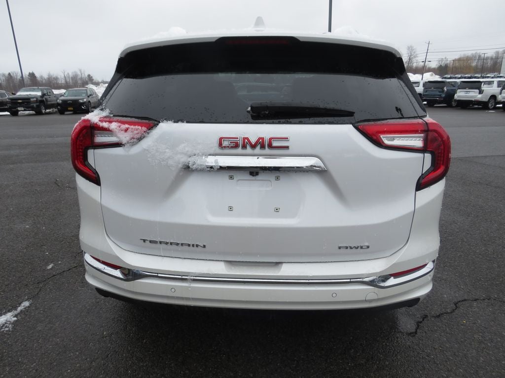 2023 GMC Terrain Denali