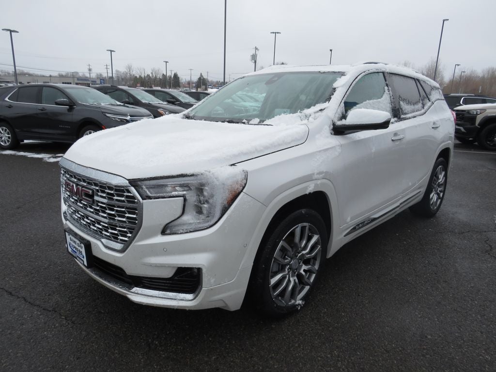2023 GMC Terrain Denali