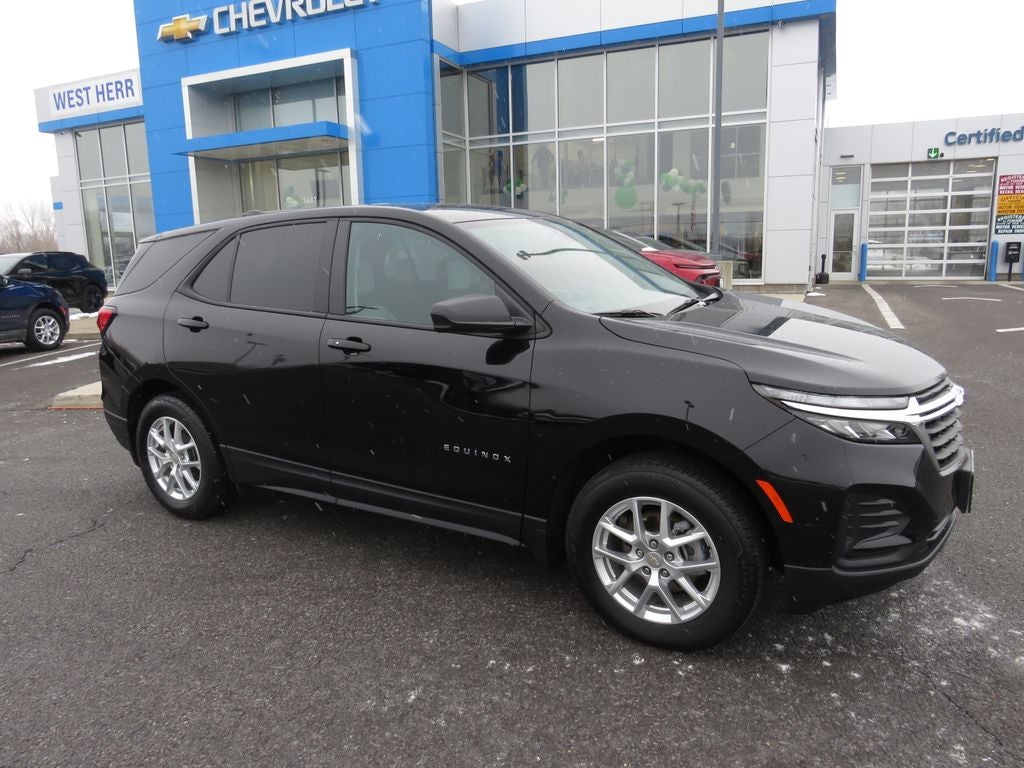 2024 Chevrolet Equinox LS