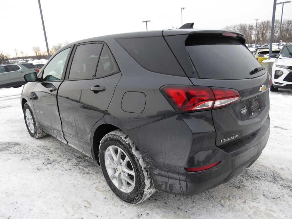 2022 Chevrolet Equinox LS