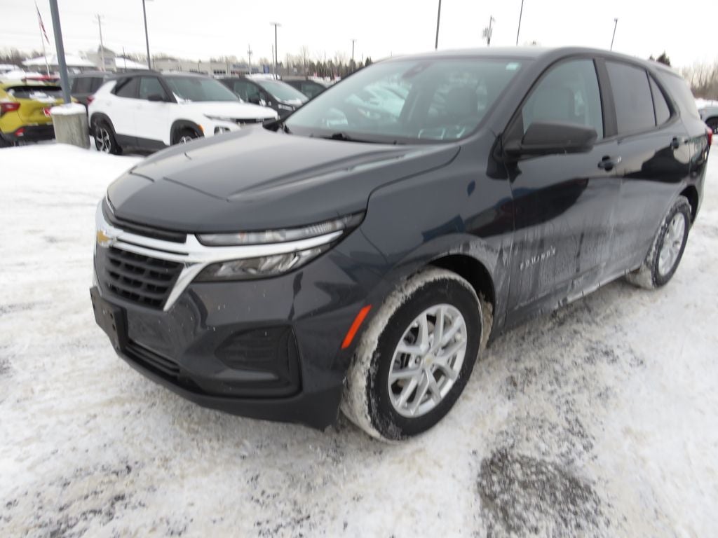 2022 Chevrolet Equinox LS