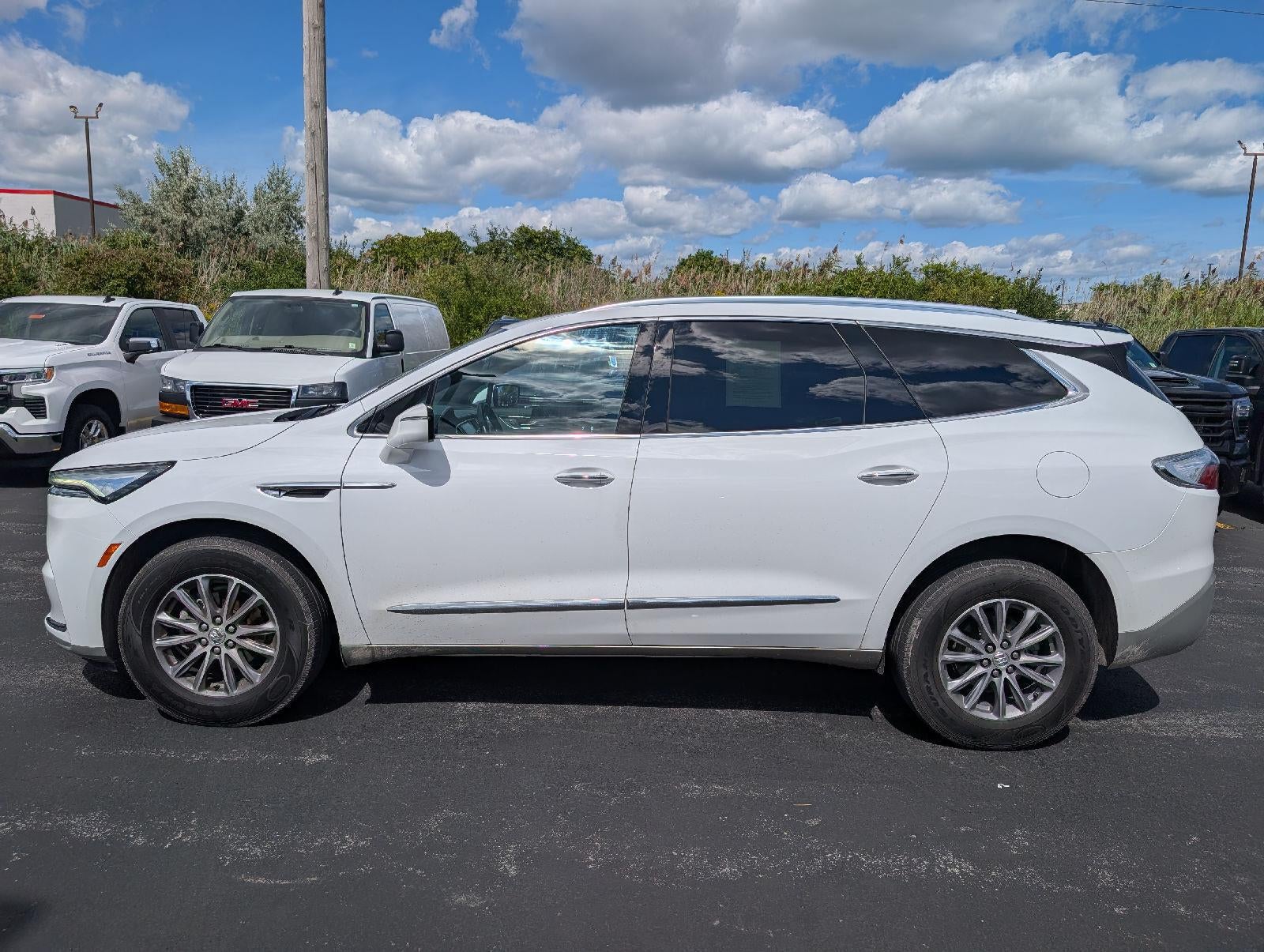 2024 Buick Enclave Essence
