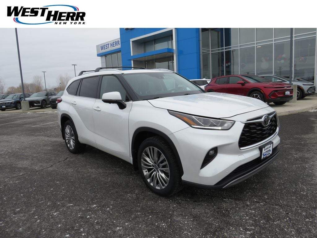 2023 Toyota Highlander Platinum
