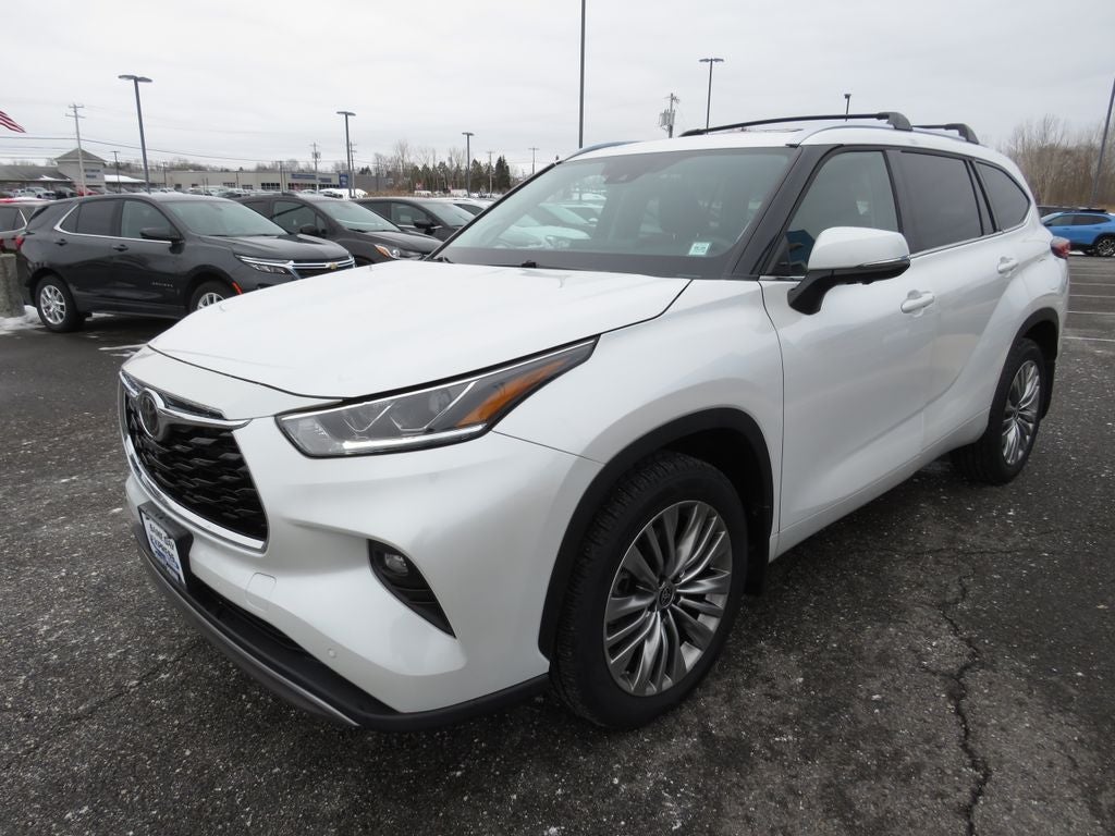 2023 Toyota Highlander Platinum