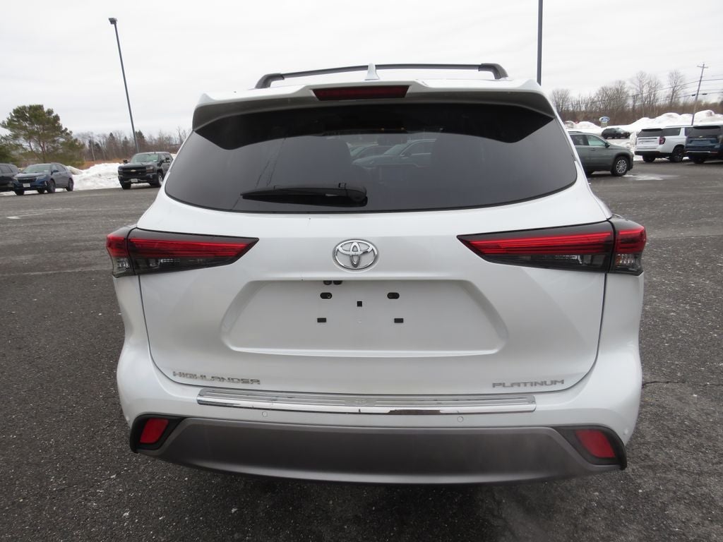 2023 Toyota Highlander Platinum