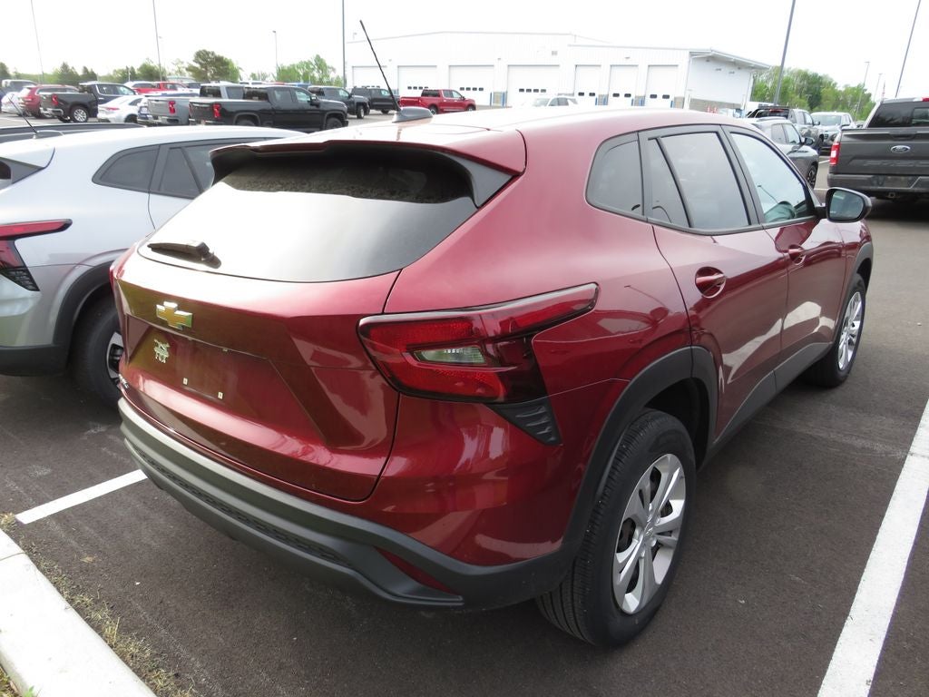 2024 Chevrolet Trax LS