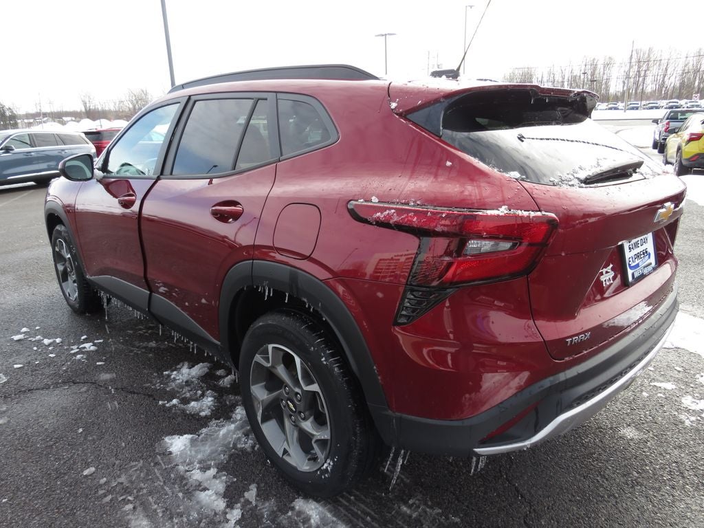 2024 Chevrolet Trax LT