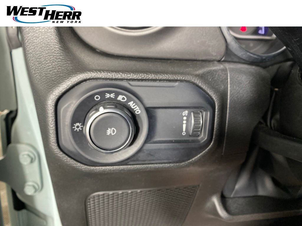 2023 Jeep Wrangler 4-Door Willys 4x4