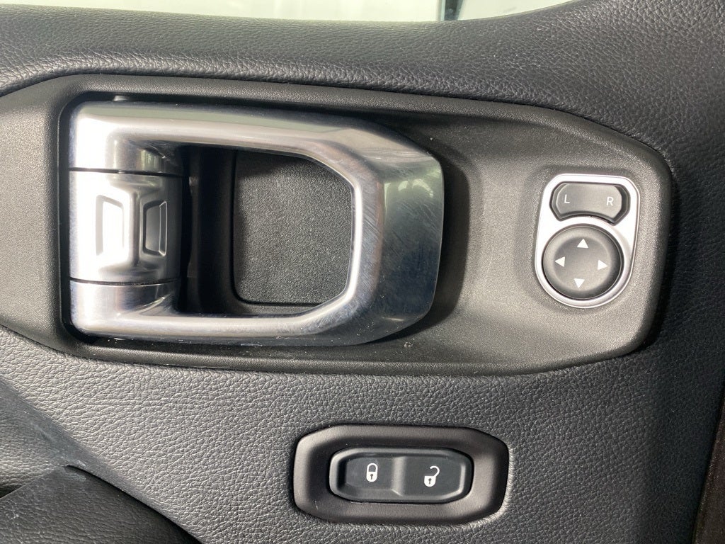 2018 Jeep Wrangler Unlimited Sahara 4x4