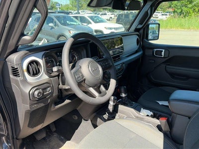 2026 Jeep Wrangler 4-Door Willys 4x4