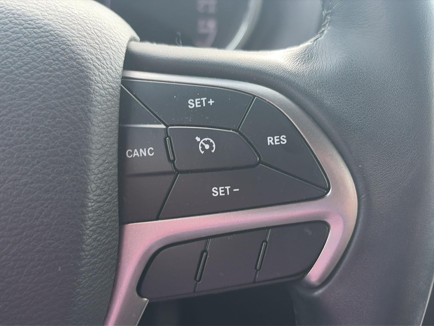 2019 Jeep Grand Cherokee Laredo E