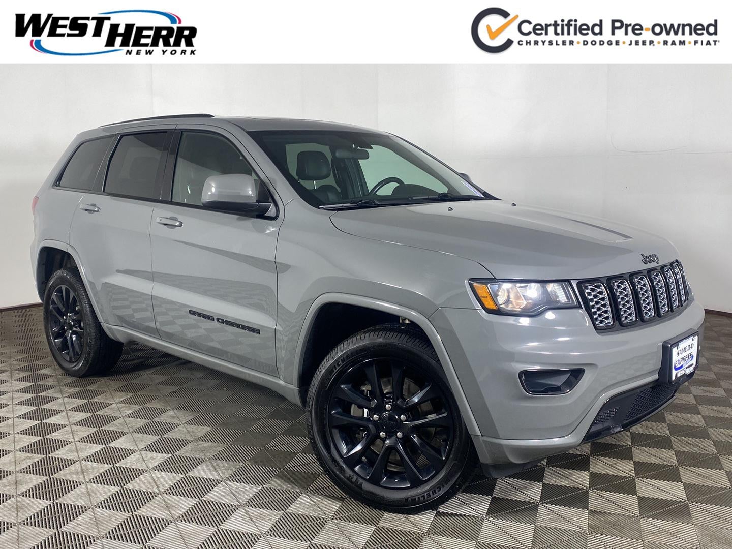 2021 Jeep Grand Cherokee Laredo X 4x4