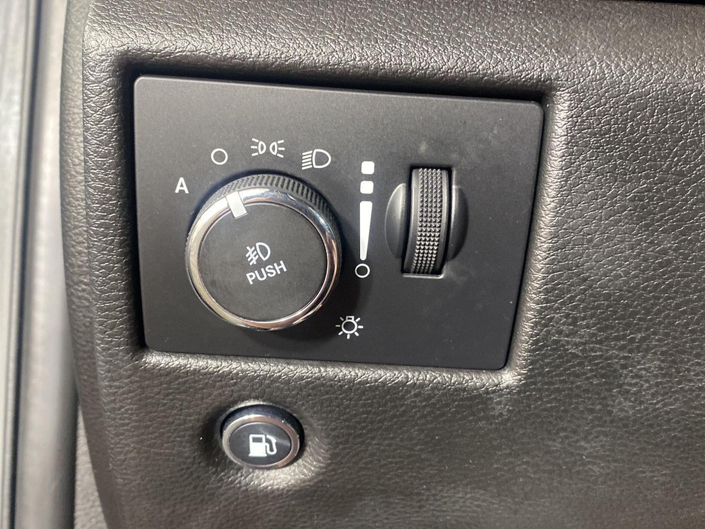 2021 Jeep Grand Cherokee Laredo X 4x4