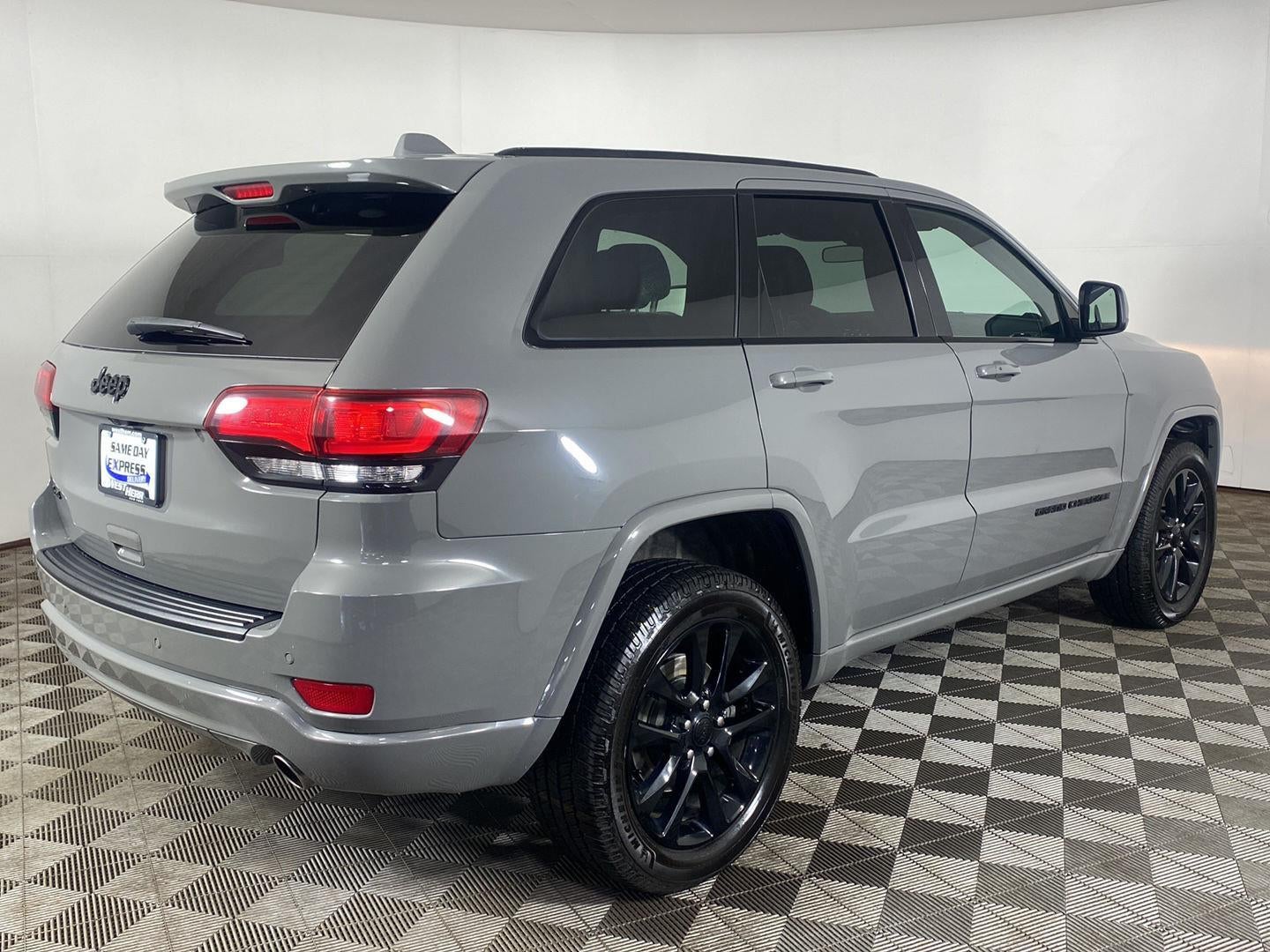 2021 Jeep Grand Cherokee Laredo X 4x4
