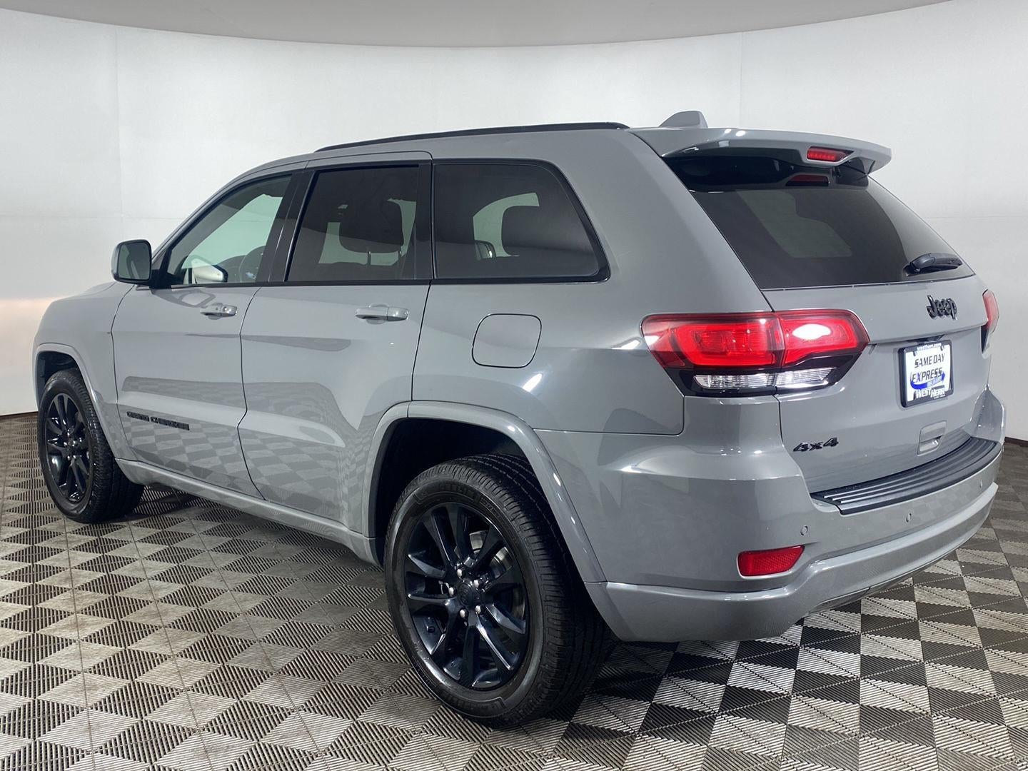 2021 Jeep Grand Cherokee Laredo X 4x4