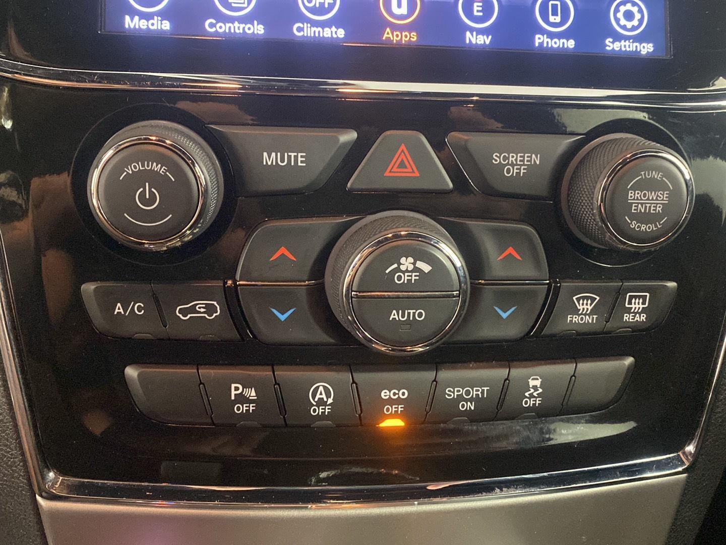2021 Jeep Grand Cherokee Laredo X 4x4
