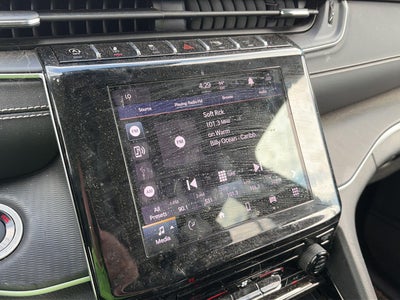 2023 Jeep Grand Cherokee Laredo 4x4