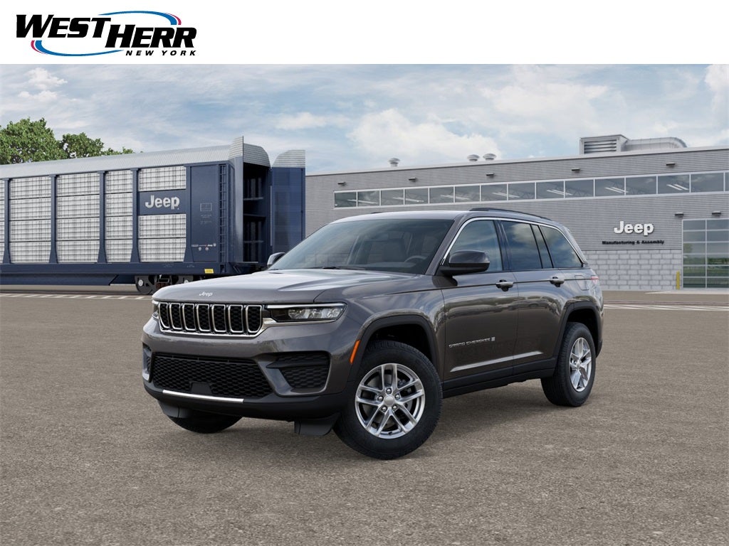 2025 Jeep Grand Cherokee GRAND CHEROKEE LAREDO X 4X4